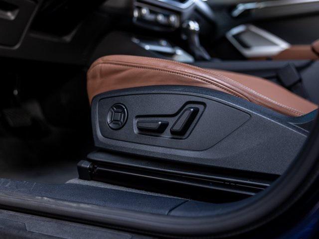 Photo of 2022 Blue Metallic Audi Q3