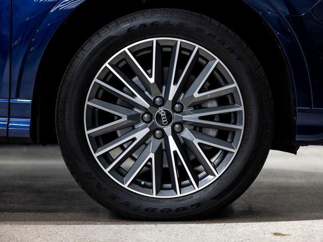 Photo of 2022 Blue Metallic Audi Q3