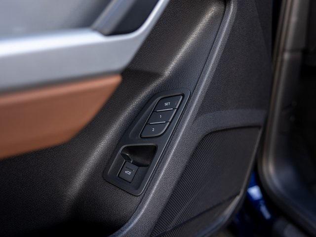 Photo of 2022 Blue Metallic Audi Q3