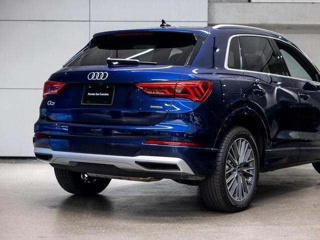 Photo of 2022 Blue Metallic Audi Q3