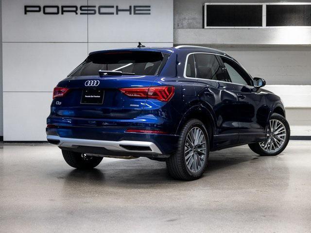 Photo of 2022 Blue Metallic Audi Q3