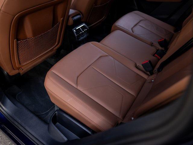Photo of 2022 Blue Metallic Audi Q3