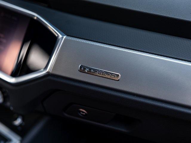 Photo of 2022 Blue Metallic Audi Q3