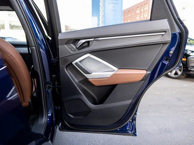 Photo of 2022 Blue Metallic Audi Q3