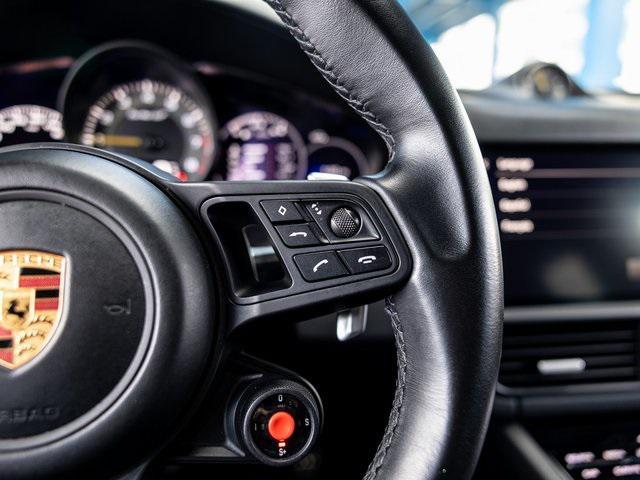 Photo of 2022 Black Porsche Cayenne