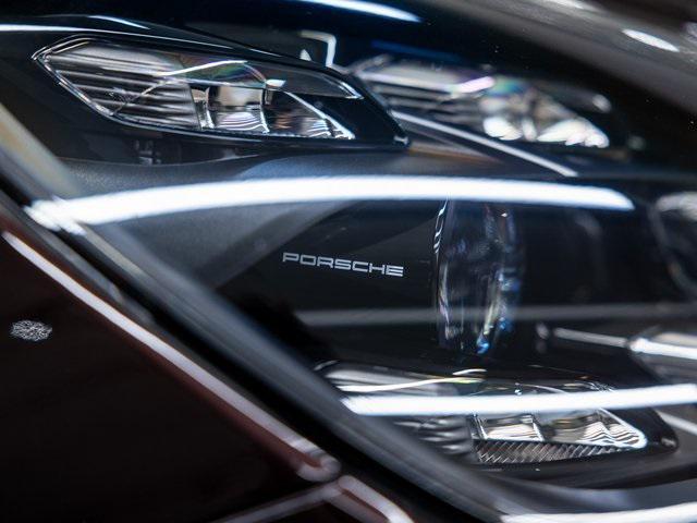 Photo of 2022 Black Porsche Cayenne