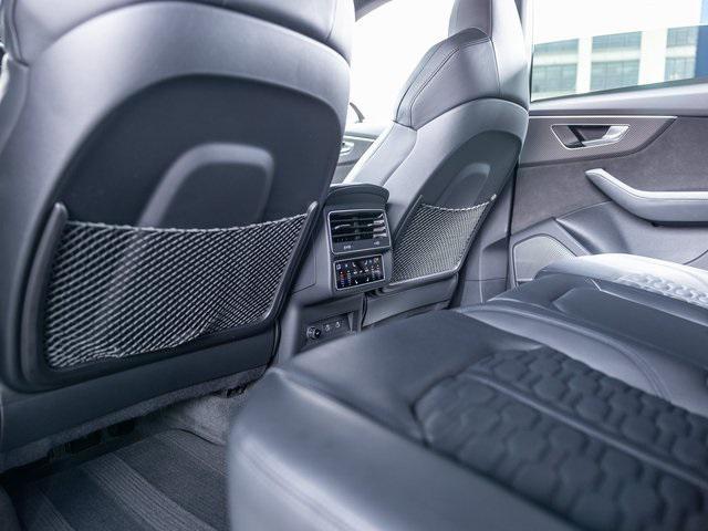 Photo of 2022 Black Metallic Audi RS Q8
