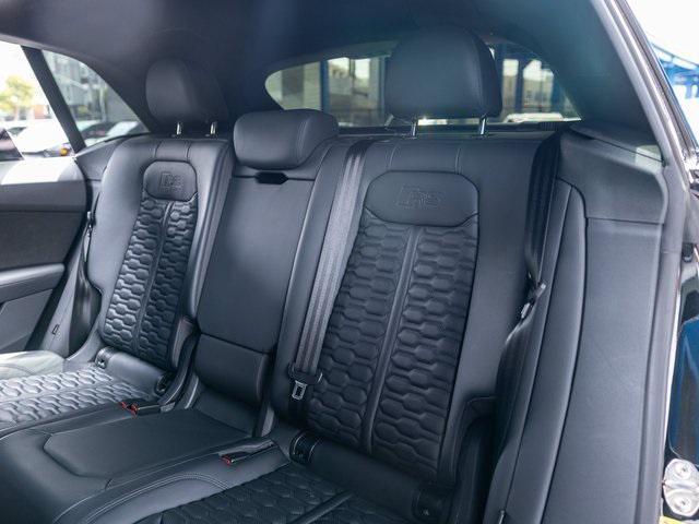 Photo of 2022 Black Metallic Audi RS Q8