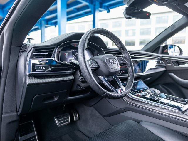 Photo of 2022 Black Metallic Audi RS Q8