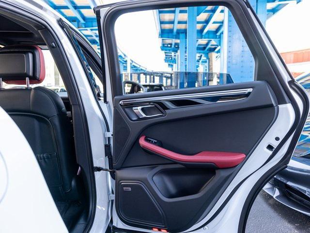 Photo of 2024 Carrara White Metallic Porsche Macan