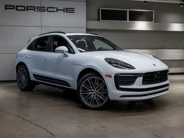 Photo of 2024 Carrara White Metallic Porsche Macan