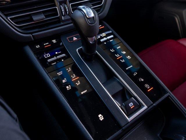 Photo of 2024 Carrara White Metallic Porsche Macan