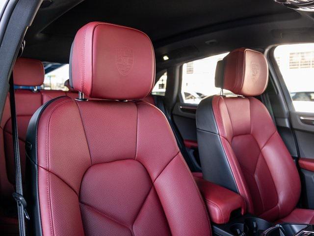 Photo of 2024 Carrara White Metallic Porsche Macan
