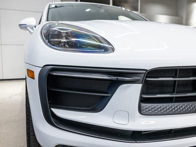 Photo of 2024 Carrara White Metallic Porsche Macan