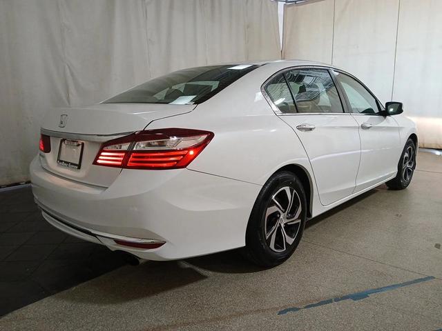 Photo of 2017 White Orchid Pearl Honda Accord