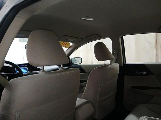 Photo of 2017 White Orchid Pearl Honda Accord