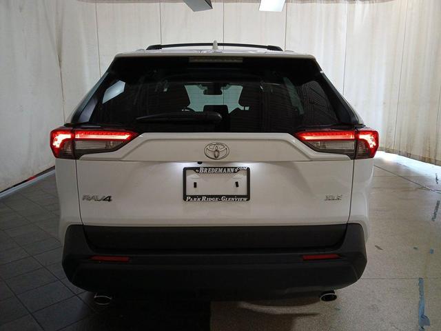 Photo of 2025 Ice Cap Toyota RAV4