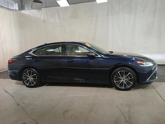Photo of 2025 Nightfall Mica Lexus ES 350
