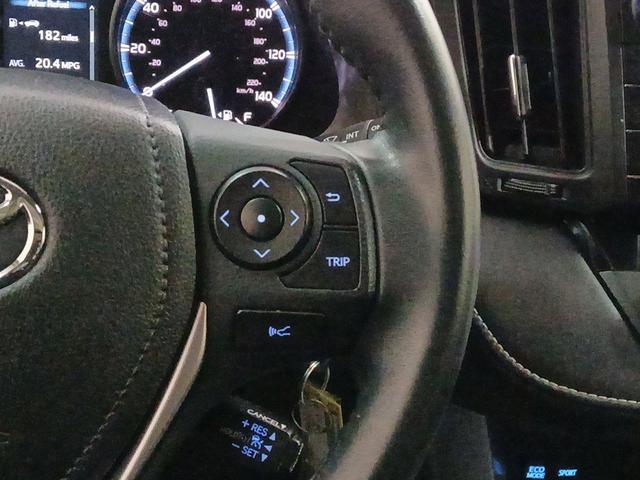 Photo of 2018 Black Toyota RAV4
