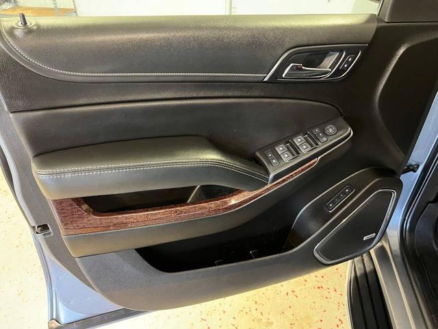 Photo of 2019 Gray GMC Yukon