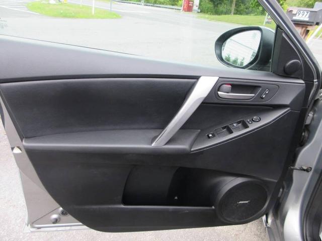 Photo of 2013 Silver Mazda Mazda3