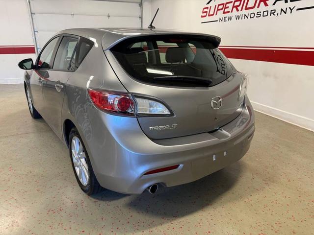 Photo of 2013 Silver Mazda Mazda3