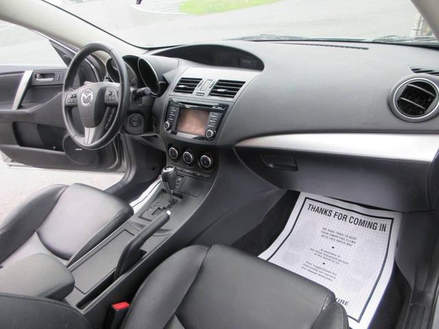 Photo of 2013 Silver Mazda Mazda3