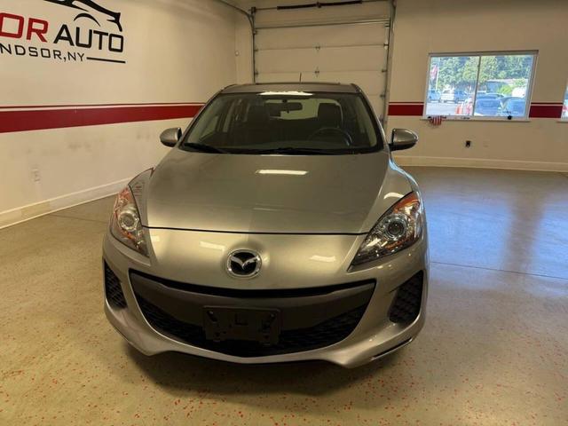 Photo of 2013 Silver Mazda Mazda3