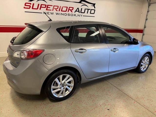 Photo of 2013 Silver Mazda Mazda3