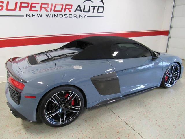 Photo of 2022 Blue Audi R8