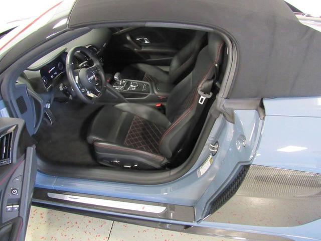 Photo of 2022 Blue Audi R8