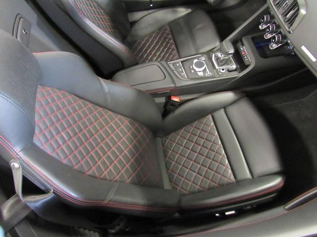 Photo of 2022 Blue Audi R8