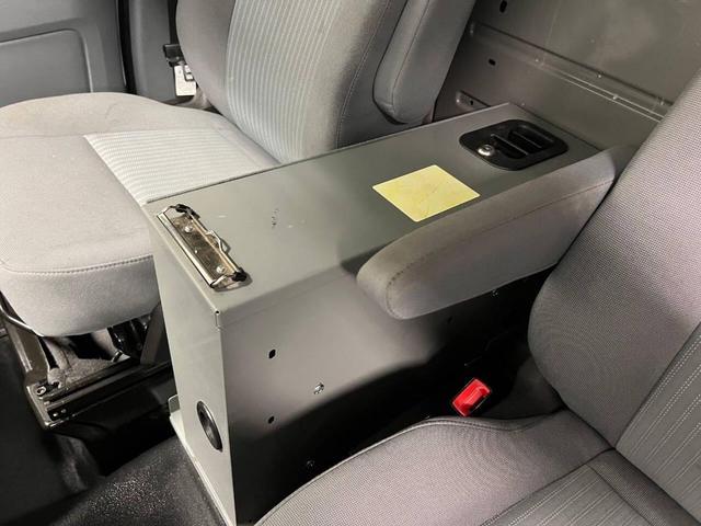 Photo of 2019 White Ford Transit-350