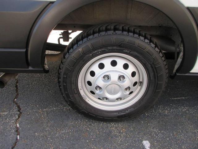 Photo of 2022 White Ford Transit-350