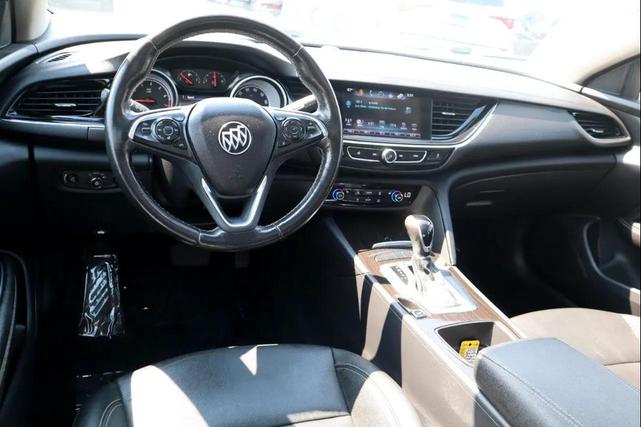 Photo of 2018 Ebony Twilight Metallic Buick Regal Sportback