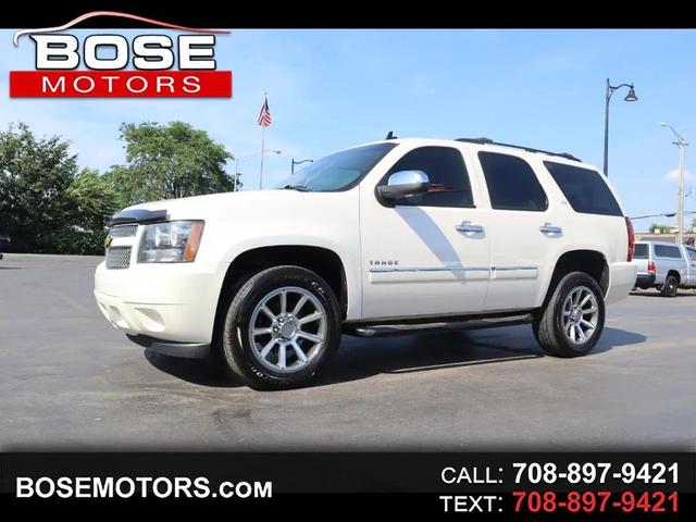Photo of 2014 Pearl White Chevrolet Tahoe