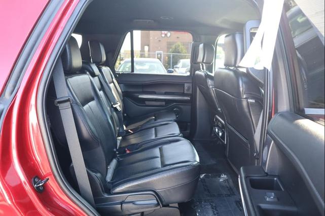 Photo of 2019 Ruby Red Metallic Tinted Clearcoat Ford Expedition
