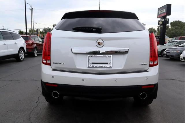Photo of 2015 Platinum Ice Tricoat Cadillac SRX