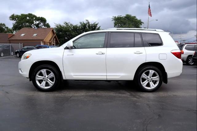 Photo of 2010 Blizzard Pearl Toyota Highlander