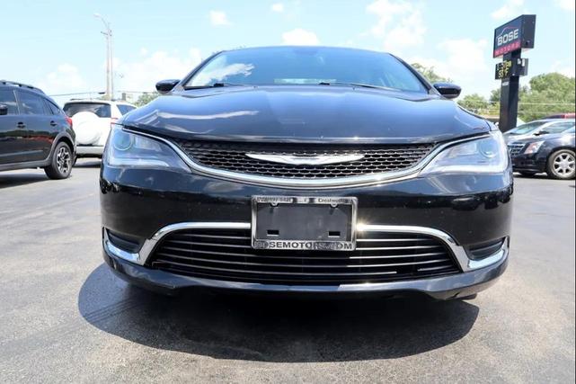 Photo of 2016 Black Chrysler 200