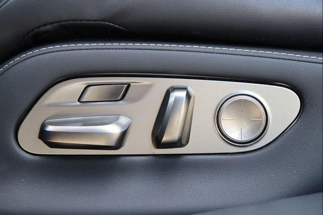 Photo of 2020 Obsidian Lexus LS 500