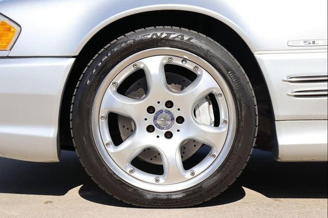 Photo of 2002 Silver Arrow Ultra Metallic Mercedes-Benz SL-Class
