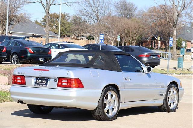 Photo of 2002 Silver Arrow Ultra Metallic Mercedes-Benz SL-Class