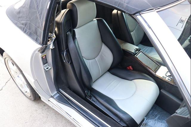 Photo of 2002 Silver Arrow Ultra Metallic Mercedes-Benz SL-Class