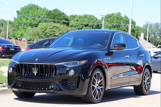 Photo of 2021 Nero Maserati Levante