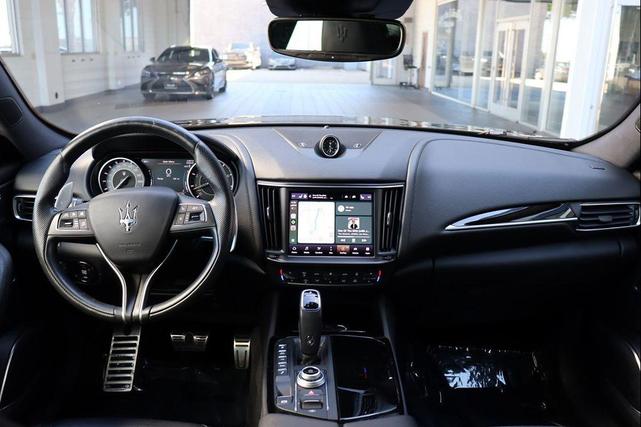 Photo of 2021 Nero Maserati Levante