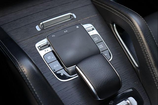 Photo of 2020 Black Mercedes-Benz GLS 450