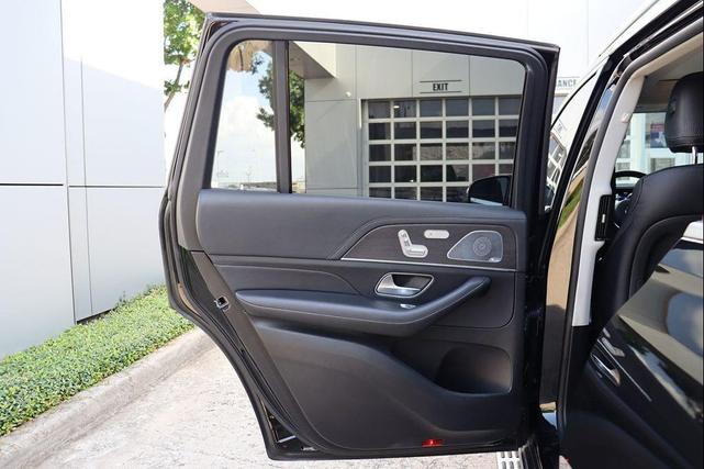 Photo of 2020 Black Mercedes-Benz GLS 450