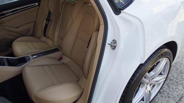 Photo of 2018 White Porsche Panamera