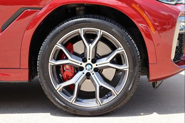 Photo of 2021 Flamenco Red Metallic BMW X6